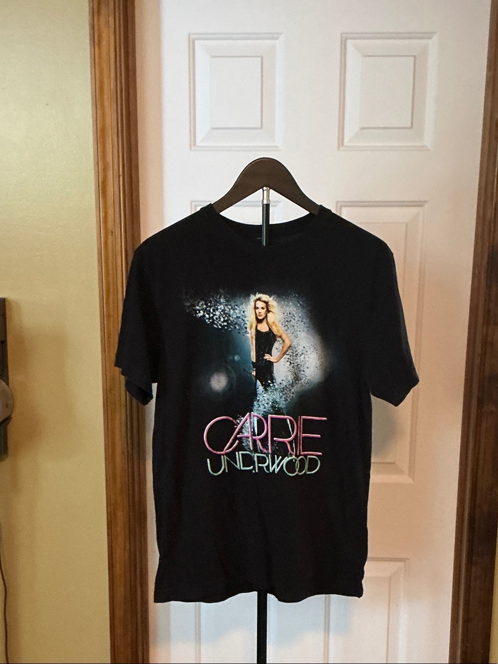 Source Unknown Black Carrie Underwood Graphic Tee with Pink & Teal Logo